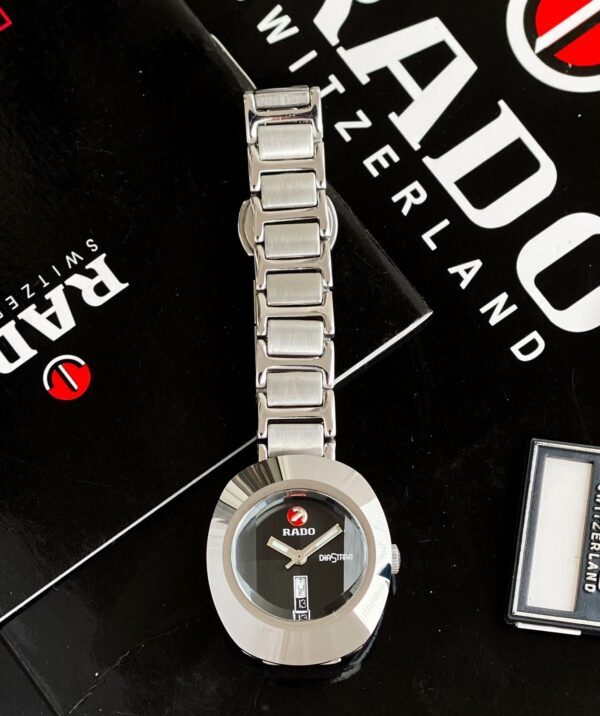 Rado Women's Premium Collection Quartz Watch: Timeless Elegance for Her - Image 4