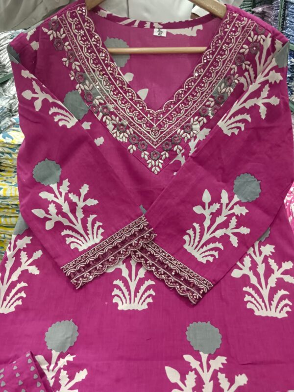 New Blue Discharge Printed Cotton Suit Set with Organza Dupatta - Image 7