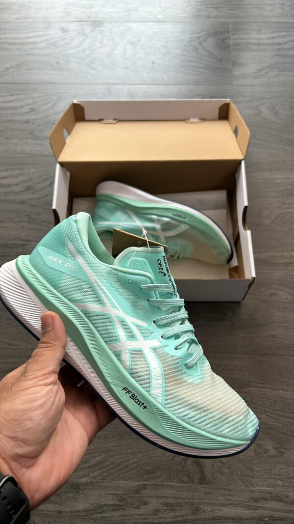 Asics Magic Speed 3 – The Ultimate Speed Companion for Runners - Image 4