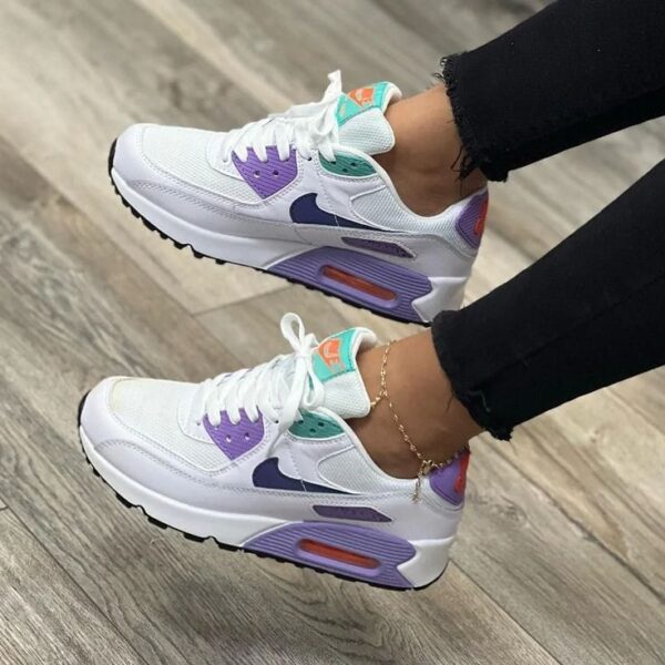 Nike Air Max 90 SE "For Her" – Classic Style with a Feminine Touch - Image 4