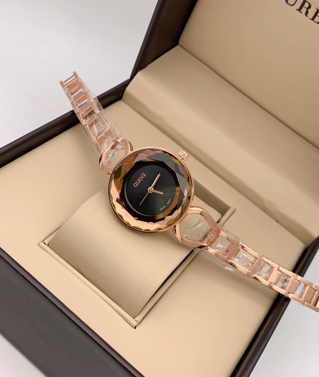 Gucci Women's Luxury Designer Watch - Image 13